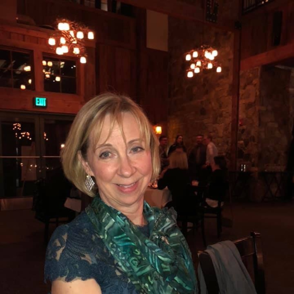 Meet your Posher, Brooke